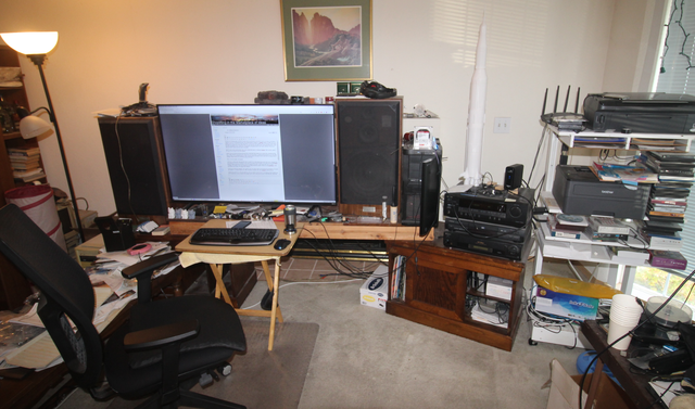 /images/Desk0.png?size=640x&q=95